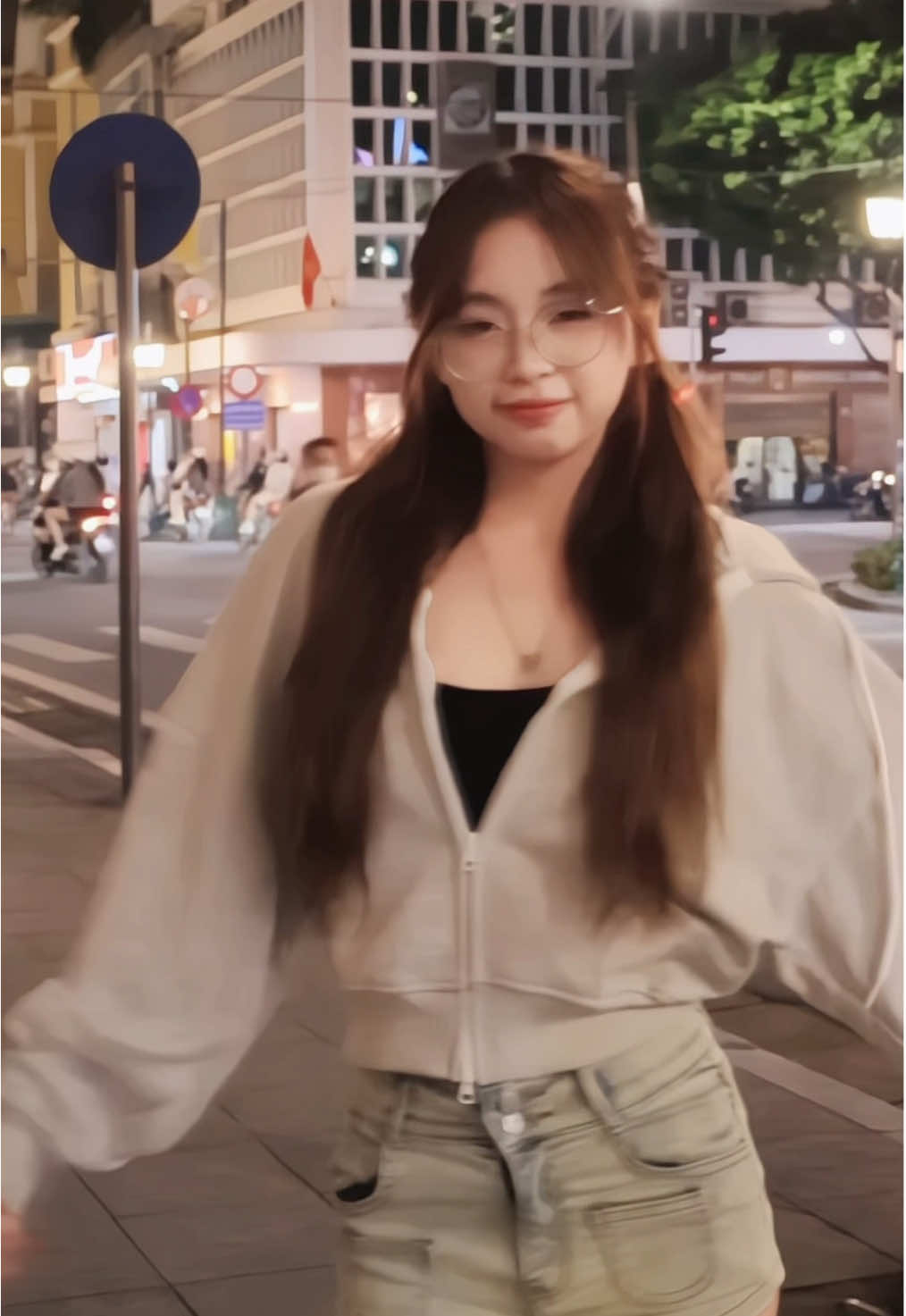 cũng béo mà sao e t nó bảo t gầy nhỉ:)#xhhhhhhhhhhhhhhhhhhhhhhh #xuhuong #thoitrang #tiktokgiaitri 