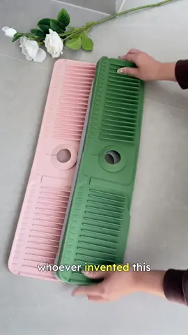 One mat fixes every spill. 💧🙌 #kitchenfinds #cleaningtips #homehacks #kitchentips #musthave 