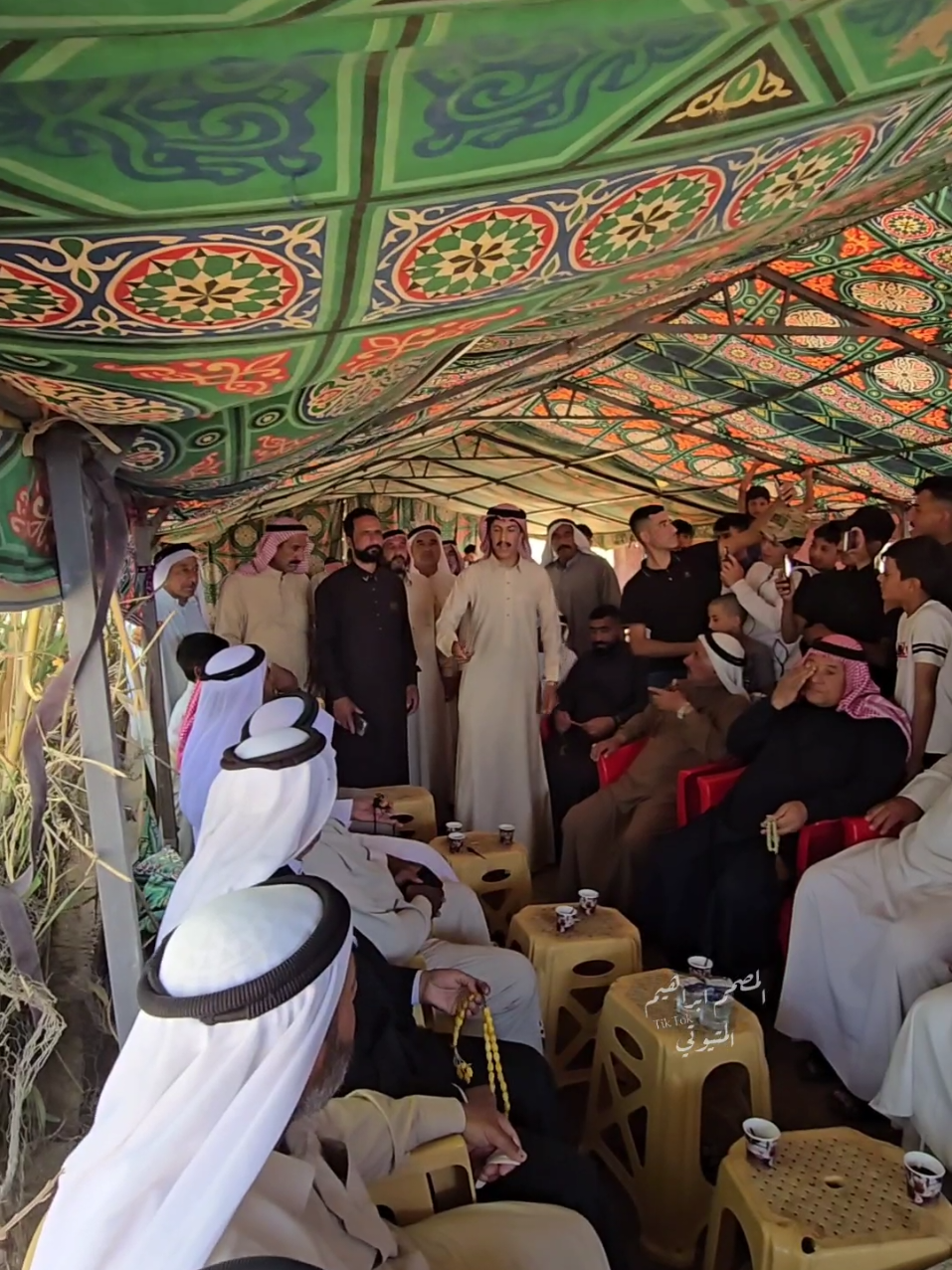 ون عادت الدنيا وعدنا العبسه الا بناگه #اعادة_النشر🔃 #برزأن_أحمد_ألمتيوتي #سرحان_احمد_المتيوتي #ابراهيم_احمد_خلف_الطه #الشاعر_حازم_القيرواني 