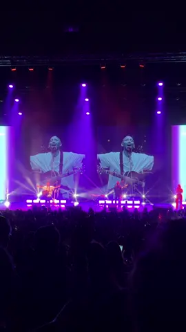 Awesome God 🫶🏻 #hillsong #hillsonglondon #worship #singapore 