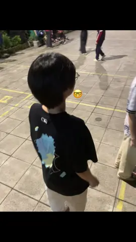 cười run người