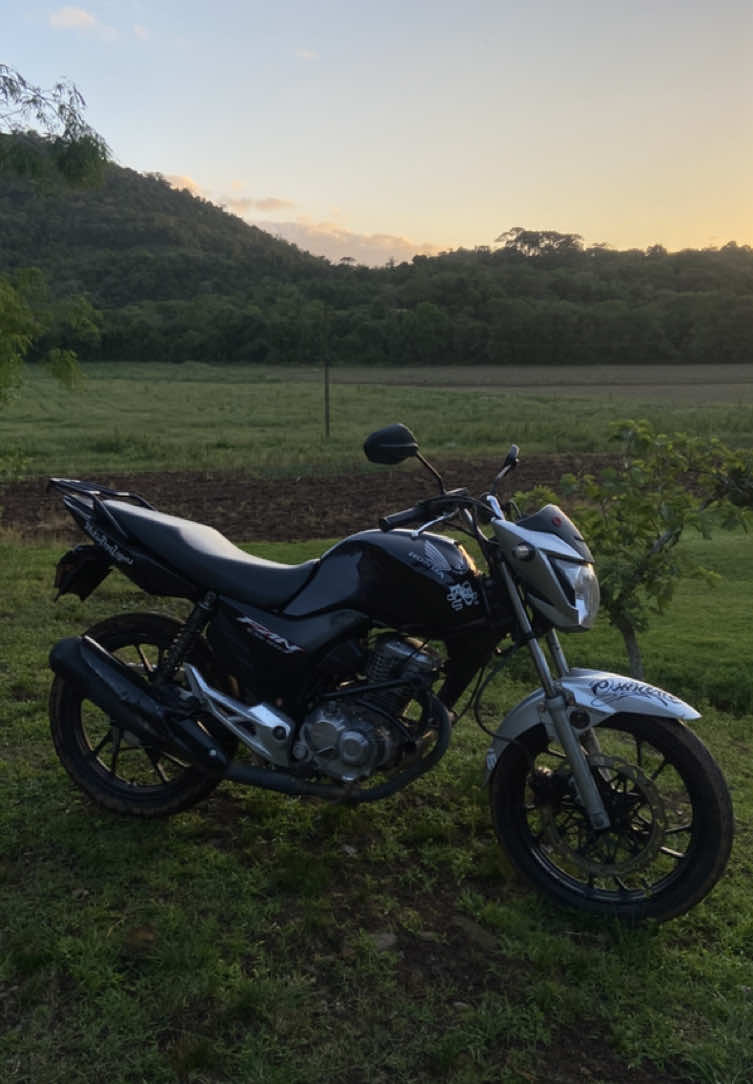 💭 . . . . . . . #160cc #start160 #244 #grau 