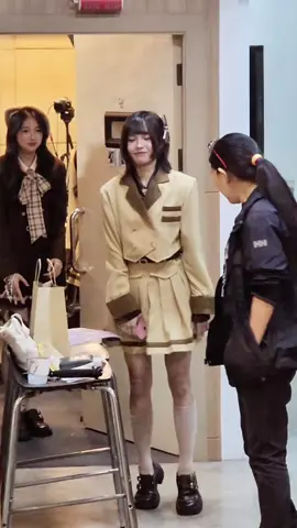 แอลสะดุ้งเก้าอี้ ยังน่ารักอยู่เลย เอ็นดูมากครับ 😊 #BNK48 #Lbnk48 @l.bnk48official #แอลbnk48 