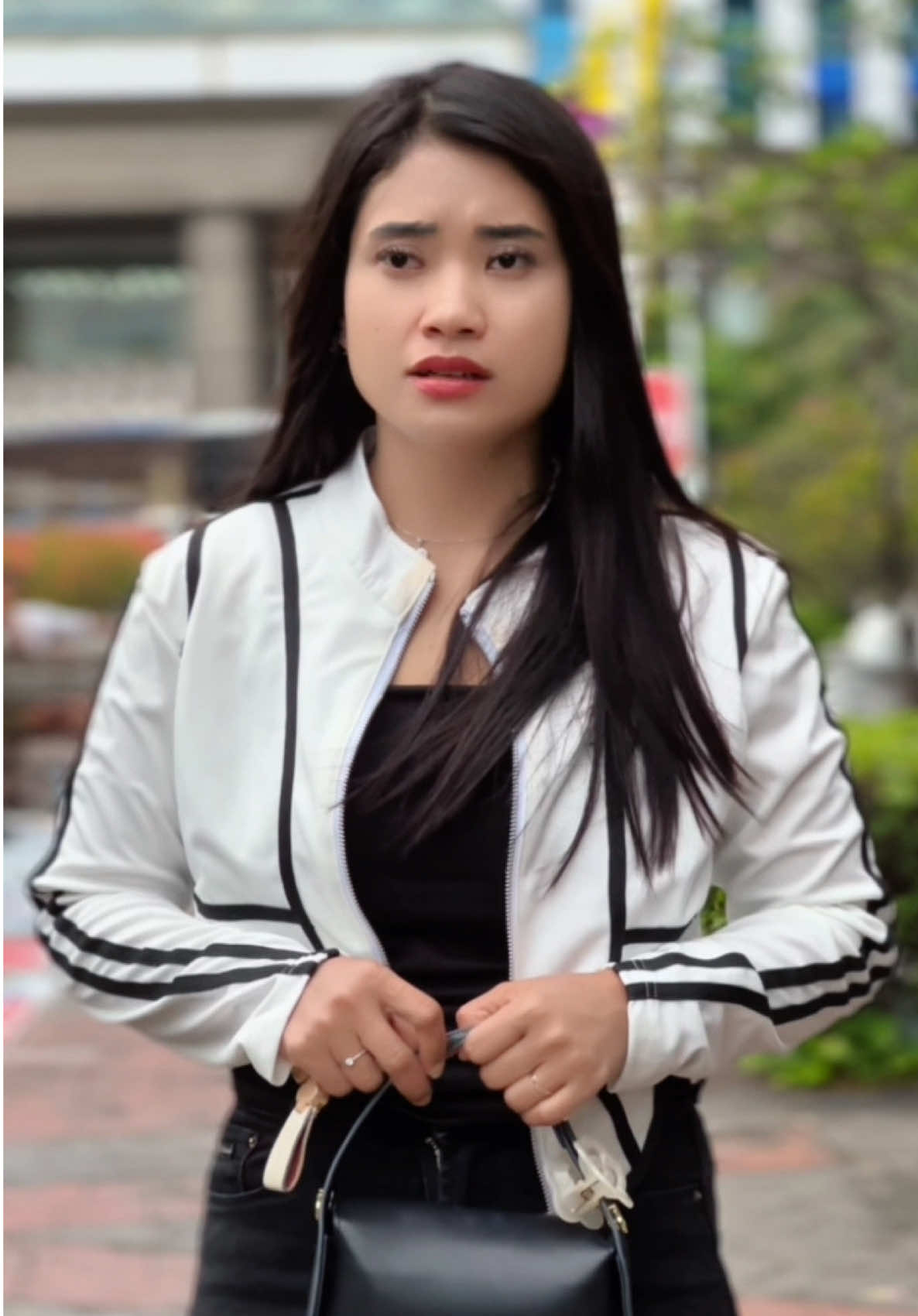 Ternyata kau sudah beristri 💔@Den Amar  @Anisa🕊️🌟  @.dea_2🔥 