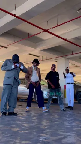 💸#trending #babujini👴🏾 #sniqqerchibu #1m #babu @Mose Iyobo @Nyori_piano @Diamond Platnumz 