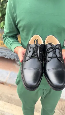 Giày da trẻ trung , lịch sự 