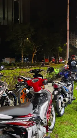 v1 party 🏄🏻‍♂️ #54infinity♿️ #biwanmenawan #4u 