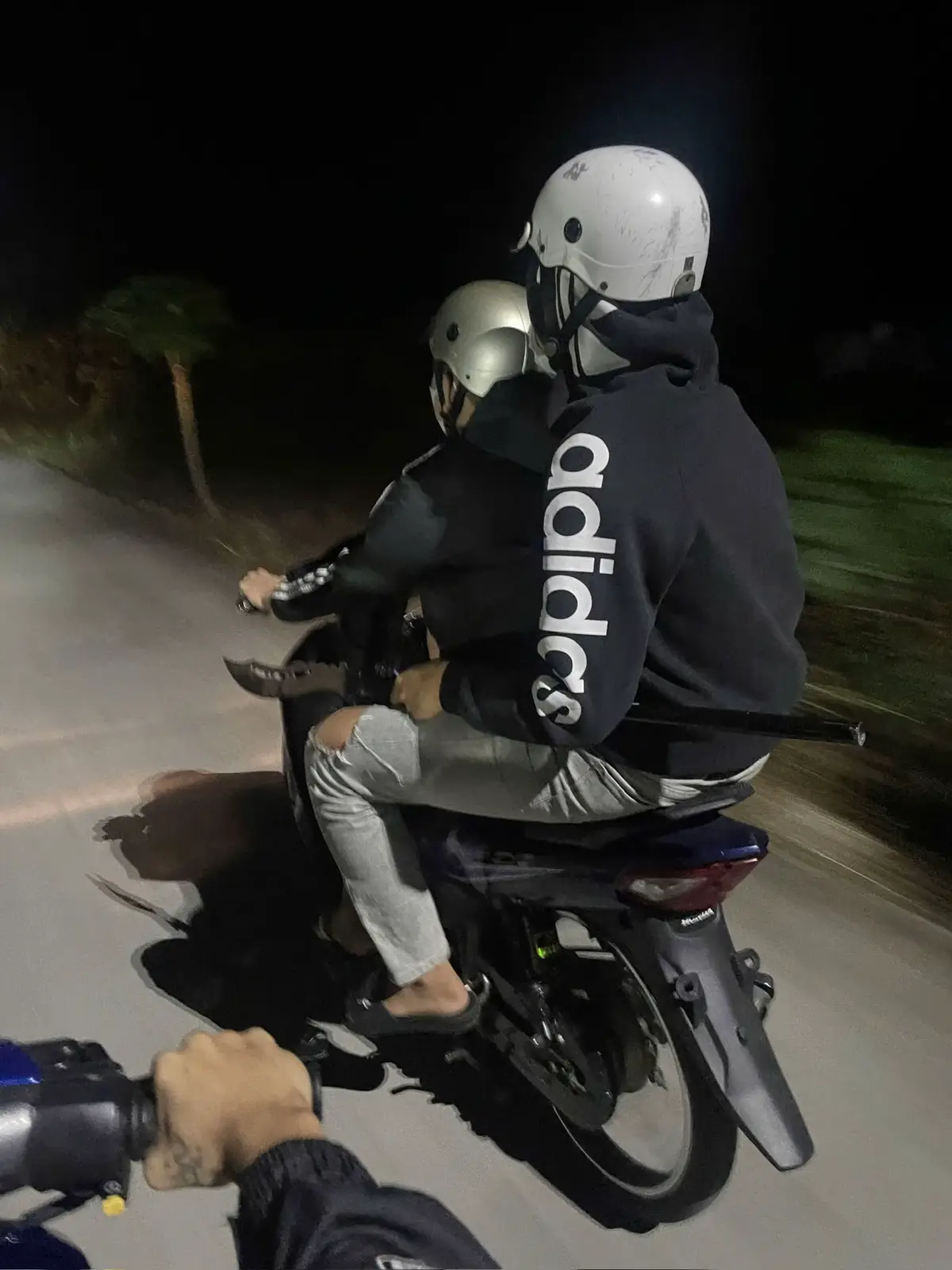 Tướng sĩ tượng toàn là tụi m tưởng tượng nha mấy th em