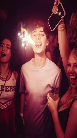 это мой мальчик #оченьстранныедела #ноашнапп #noahschnapp #strangerthings #CapCut 