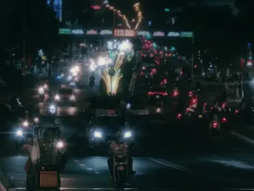 Thích cái cảm giác chạy xe vòng vòng Rạch Giá về đêm, đèn đường loang loáng, dòng xe vẫn nối nhau chầm chậm trôi. Gió đêm thổi qua, mát lạnh mà lại thấy lòng yên đến lạ. Bao lâu rồi bạn chưa cùng ai đó rong ruổi giữa Rạch Giá khi thành phố lên đèn? #rachgia #demrachgia #rachgiatanthoi #chuyencuarachgia 