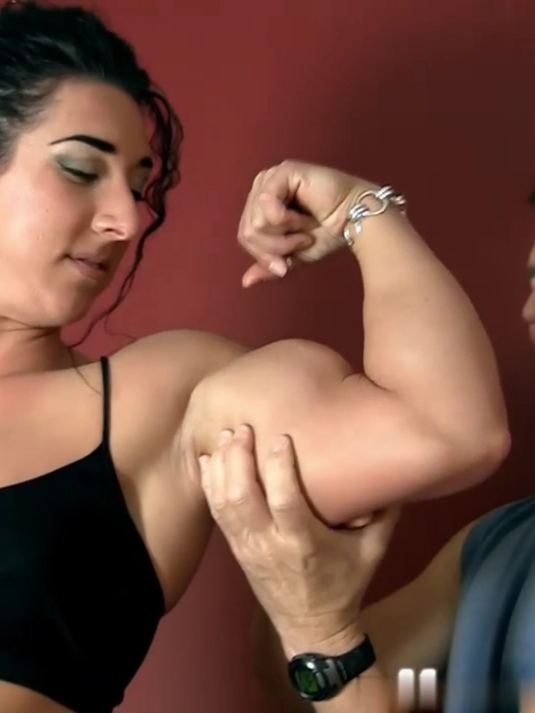 Megan #musclemommy #quads #bodybulding #volimzenerazvijene #ivanstressmanfbb #fbb #biceps #flex #muscle