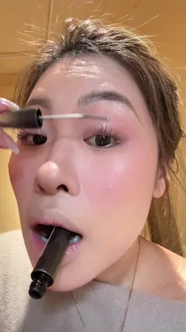Em mascara đầu sắt mini chắc phải hàng top sever về khoản chuốt mi dưới luôn á mn ơiiii!! Thích hợp mom nào đã có mi rùi nhaaa nó sẽ làm dài và tơi mi nèeee #judydoll #ironmascara #reviewlamdep #goclamdep #thuvienmakeup 