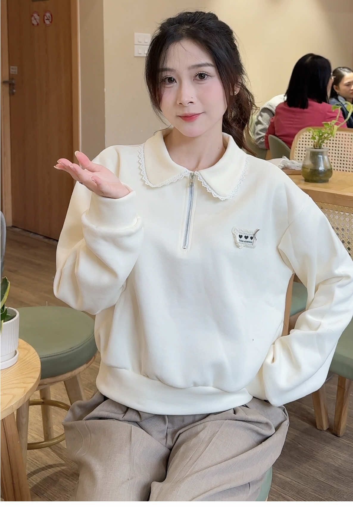 Vừa ấm vừa xinh ✨ #TIMO #áonỉ #sweater #thudong #áothiếtkế 