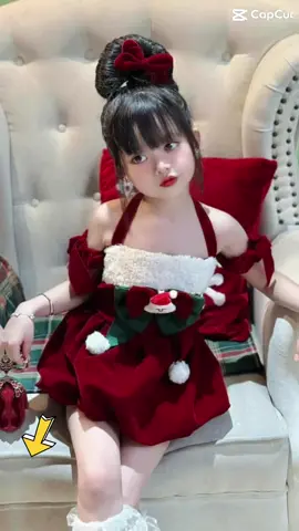 Váy nhung nơ xanh dáng bồng bí cho bé diện Tết Noel#dogiangsinhtet2025 #dothudongchobe #dogiangsinhchobe #vayxinhchobegai 