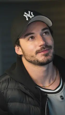 Como dijo mario benedetti . Si hago cosas por ti , no es para que me quieras . Es por que quiero que sepas que te quiero 