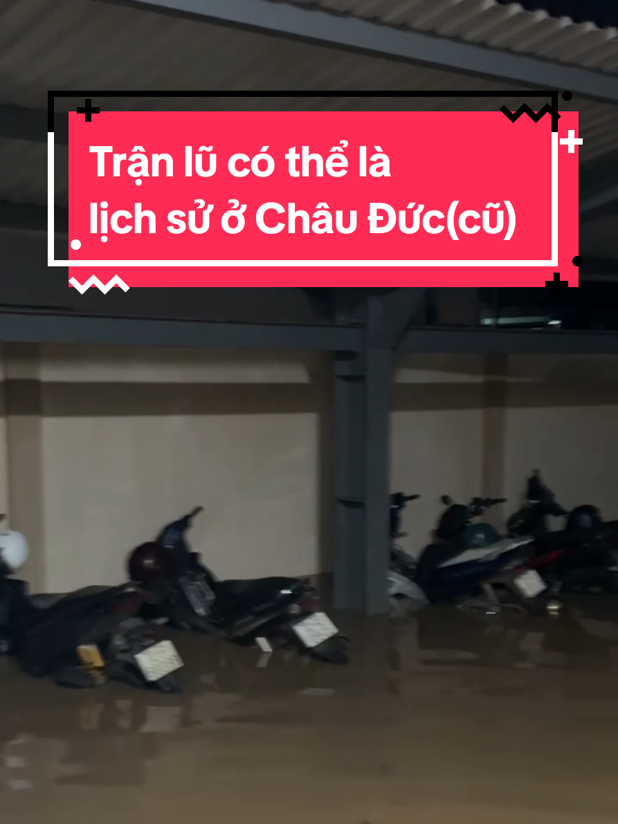 Đường 17 Suối Nghệ (Ngãi Giao) nước ngập cả trụ sở. Dẫu sao vẫn là đường nông thôn, đô thị hoá nhưng hạ tầng nông thôn thì sao thoát được nước nhỉ! Bàn cờ thất thủ #bdstphcm #bdsbrvt #72land 