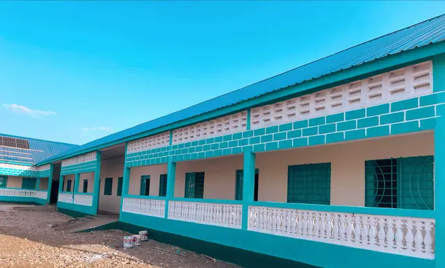 #creatorsearchinsights  #foryoupage #schoolconstructionwork  #Wajid 