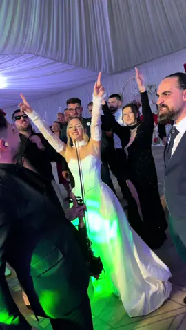 Mai bine vorbe puține 🤫