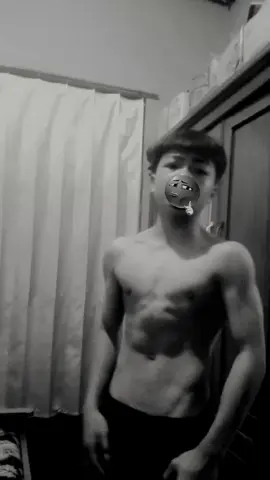 dibalik baju yg longgar🤫 #fyp #foryoupage #workoutmotivation #calisthenics #gymrat 