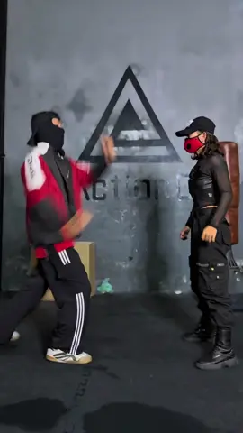 Self defense 579 #selfdefence_technique #fyp_viral_titok #xuhuong #creatorsearchinsights 