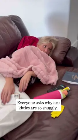 It’s bc they snuggle them alllll day long 🥹 