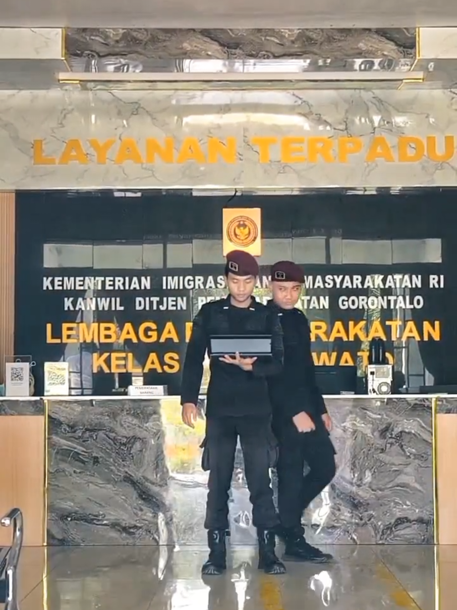 Fresh Graduate, mana suaranyaaa? ​Saatnya upgrade CV dengan Pengalaman Kerja Nyata! Lapas Kelas IIB Pohuwato buka 55 KUOTA magang! ​Yuk, ambil kesempatan dari 9 posisi magang yang tersedia. Lumayan banget, dapat Uang Saku plus BPJS! 😉 ​Tutup pendaftaran 12 November 2025! Langsung daftar! ​#KerjaNyata #ProgramMagang #Pohuwato #AyoBerkarya #lapaspohuwato