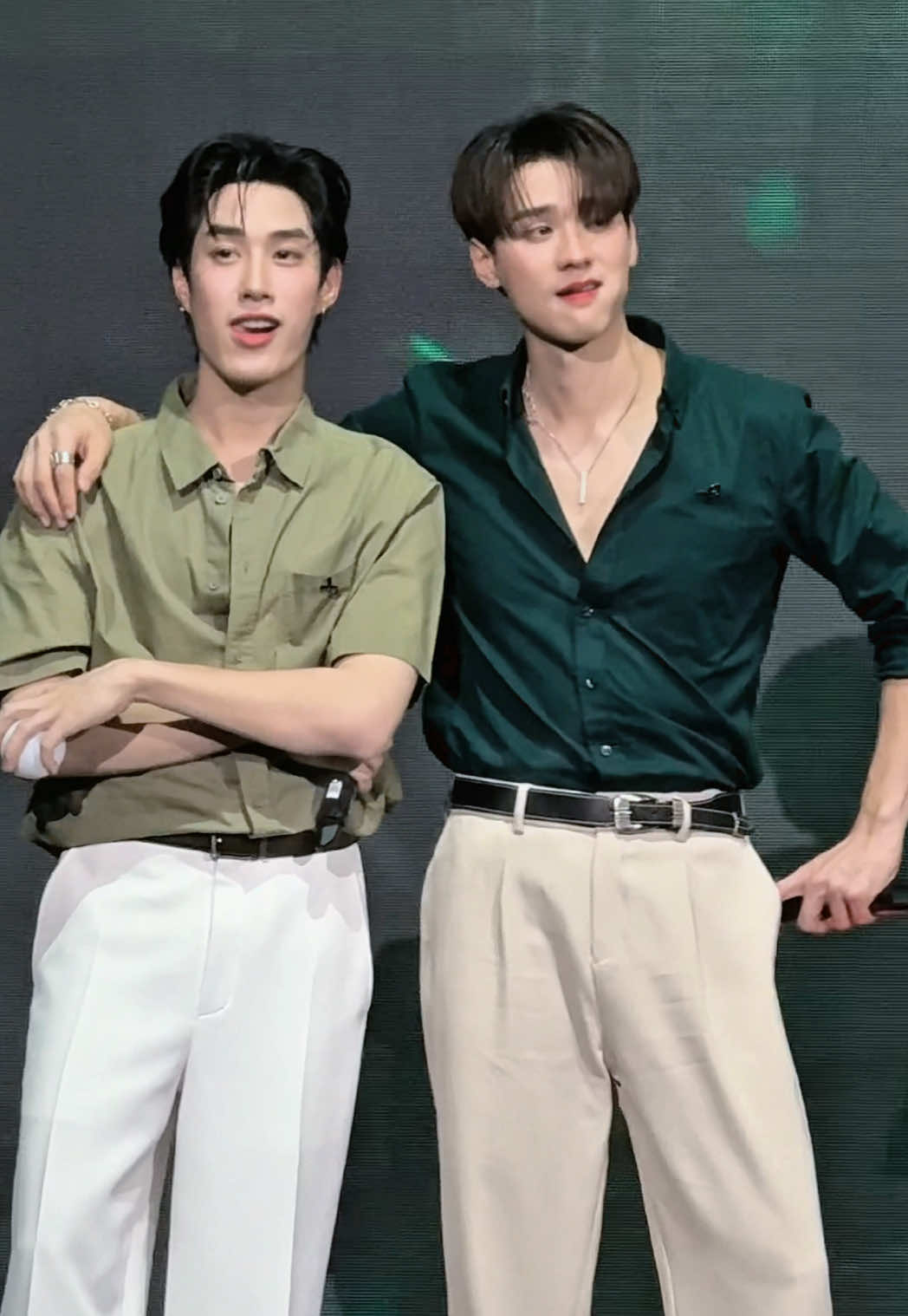 Este o este?🤭 . #ศึกGrabFoodMegaSaleถูกกว่าชัวร์ #khemjira #kengharit #tle_mtm 