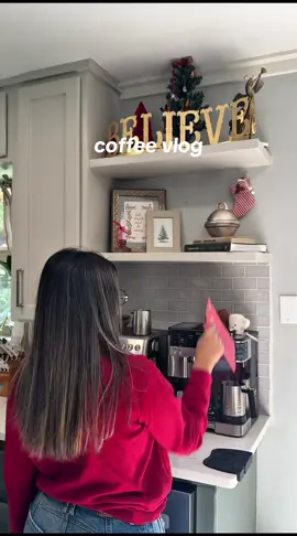 Born to throw a little ahhh and make coffee!!!!  😜👏🏽 #coffeetiktok #coffeeathome #ninjaluxecafé #coffeetok 