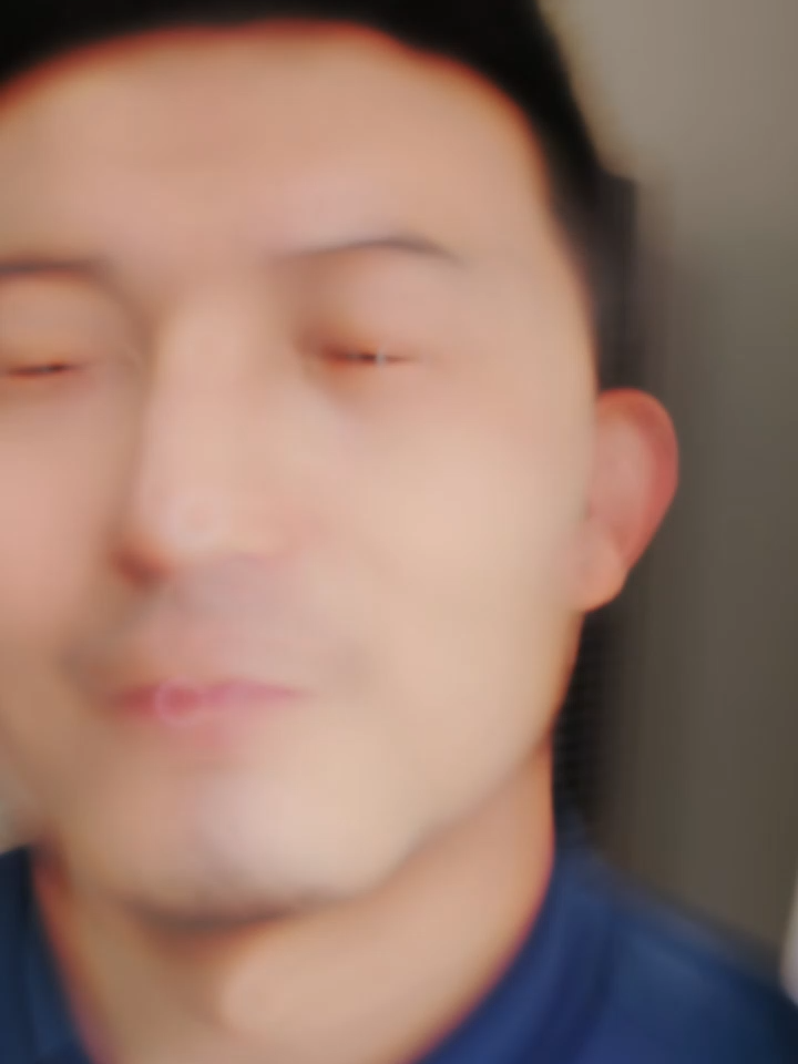 Trai xây dựng vững vàng như sắt thép.