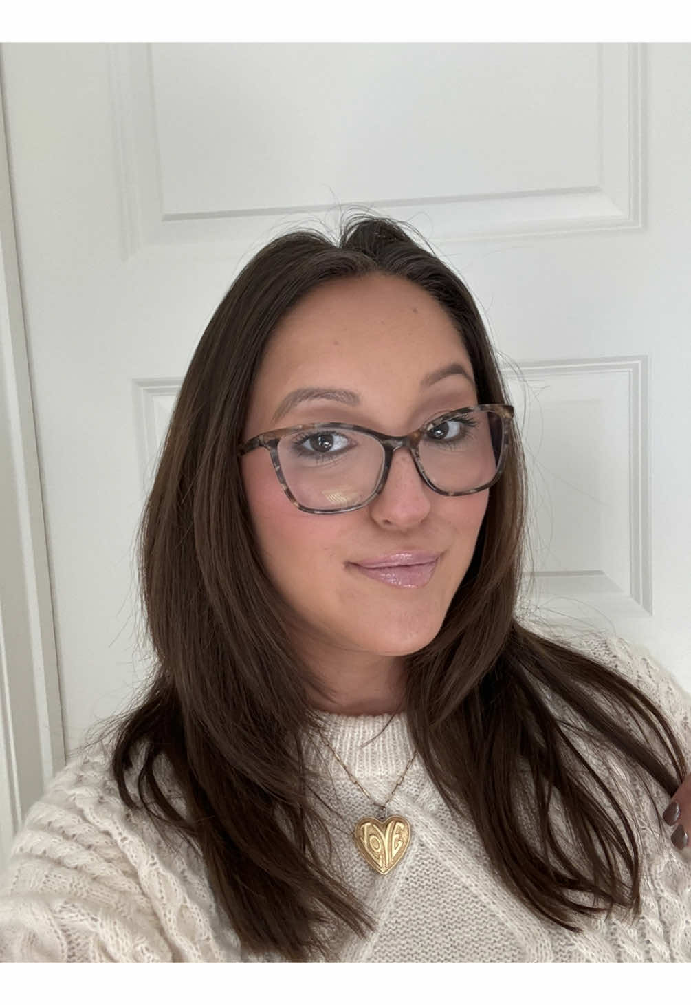 Makeup does NOT have to be hard! #everydaymakeuproutine #beauty #makeup #fypシ 