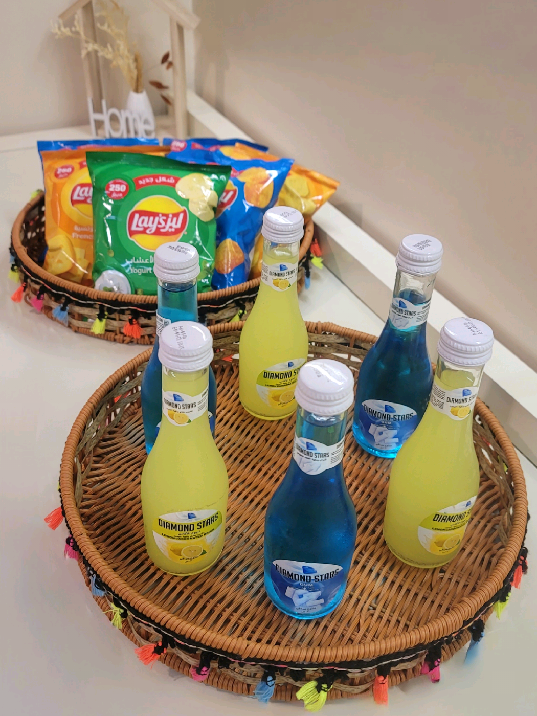 👨‍👨‍👦 🫴🏻♥️