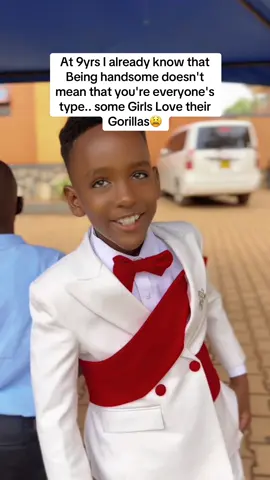 Suit by @QingFischer👑 #masapekevo #fypシ゚viral #trendingnigeriatiktok #kadamasaudia🇸🇦 #handsomeboys 