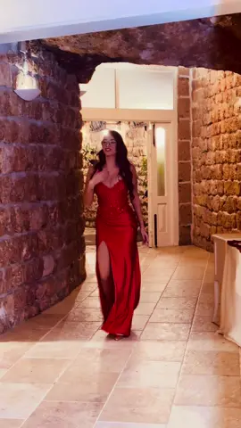 Momenti che sanno di puro amore ✨❤️ 📞 Info & prenotazioni: [3926153558] 📍VIA CIRCONVALLAZIONE MONREALE PA #poggionormannoricevimenti #salaricevimento #monreale #palermo #grottaexperience 