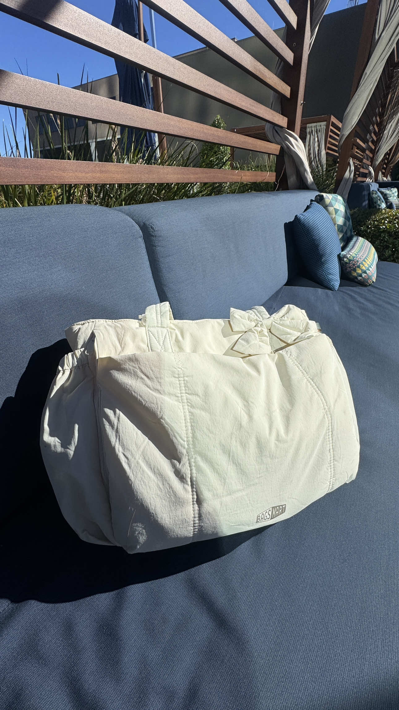 I’ve been looking for a while now for a good gym bag and this one was the perfect size for all my gym essentials and more 💞  #fyp #bagsmarttotebag #bagsmart 