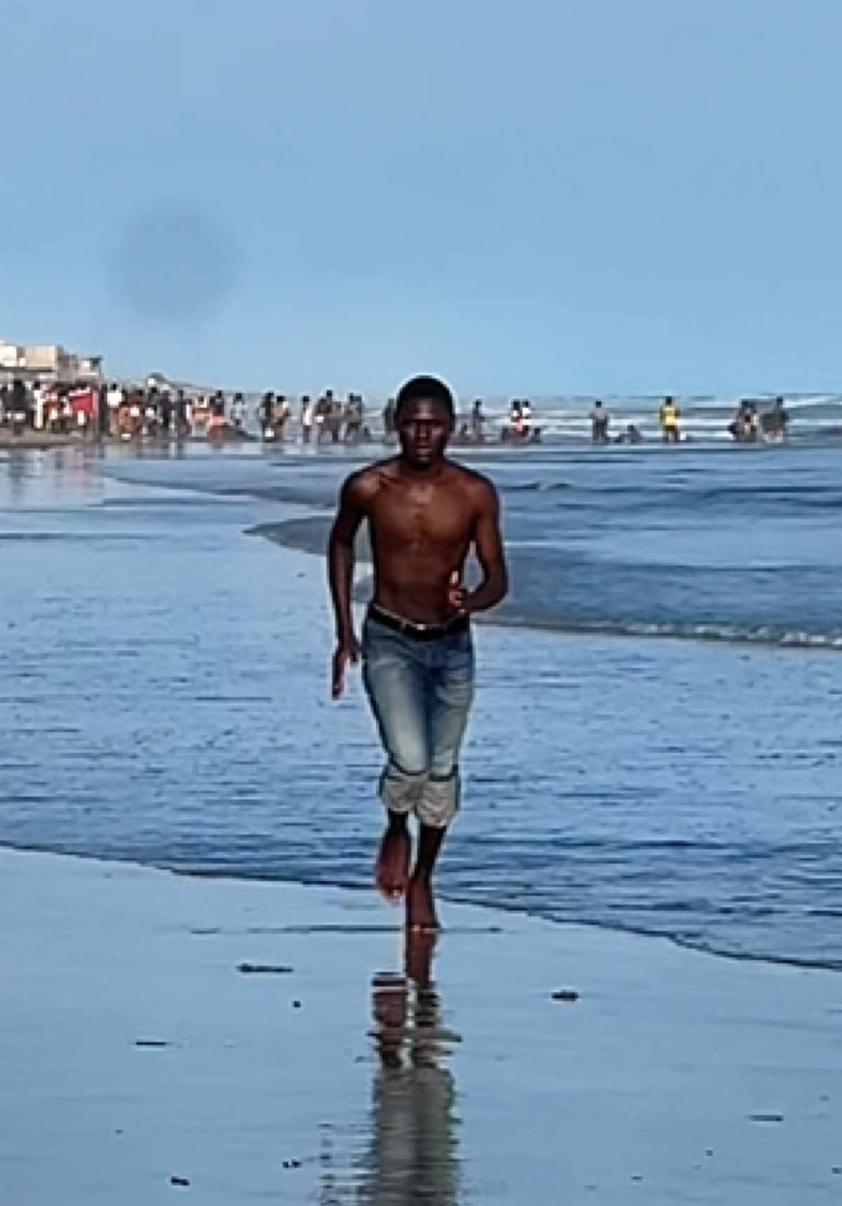 Strike a pose #fyp #pose #beach 