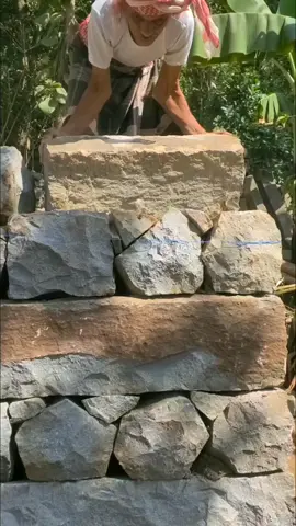طريقةالبناء بالاحجار #الريمية #المقلمة 
