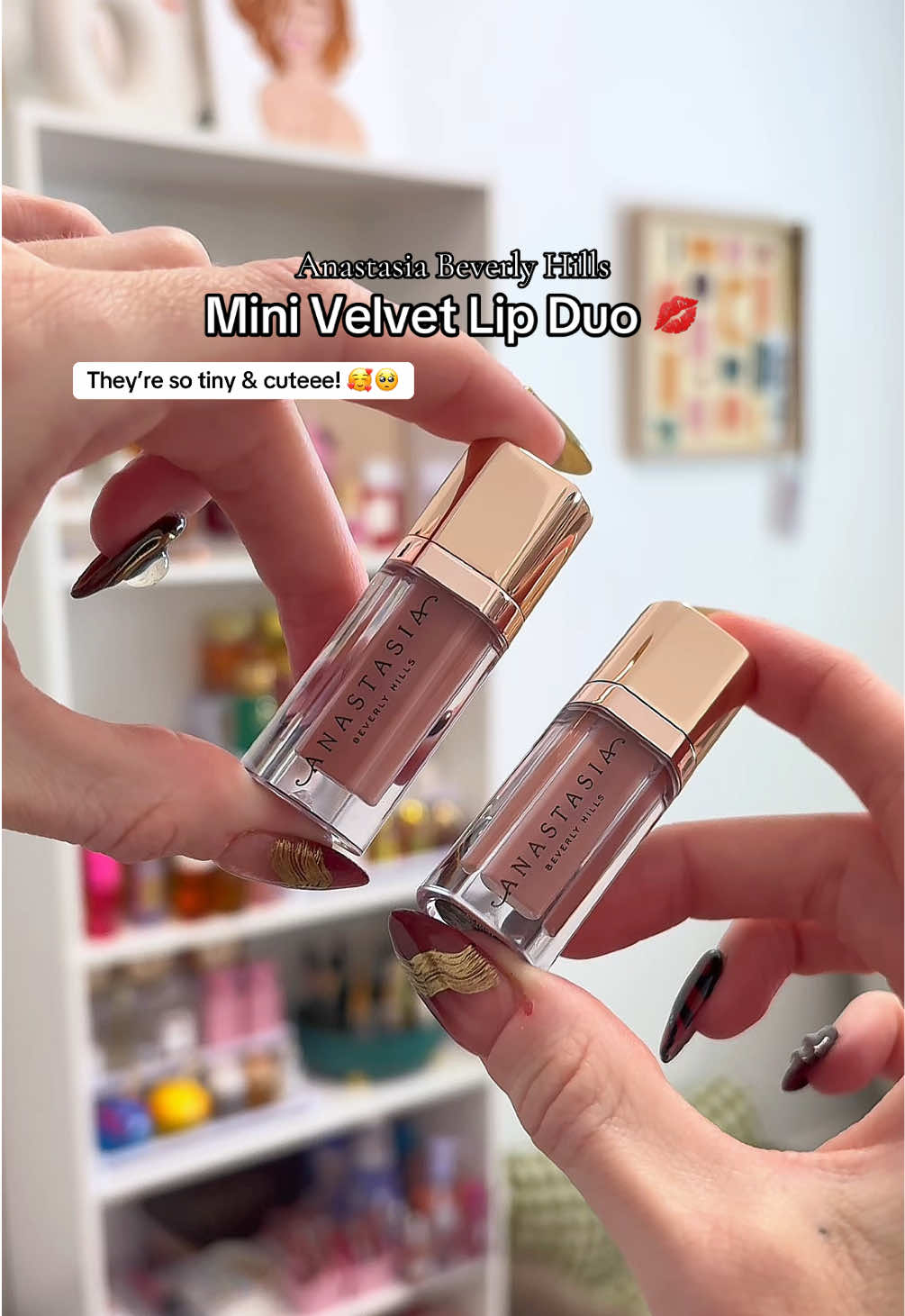 Can’t get over how cute they areee @Anastasia Beverly Hills #lipstick #makeup 