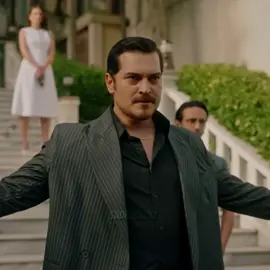 😂😂 #çağatayulusoy #eşrefrüya #demetozdemir #beniöneçıkart #keşfetteyizzz 