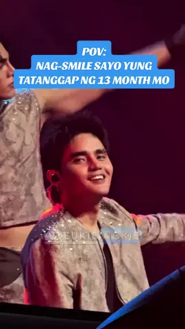 Ganda ganda pa ng smile nyan talaga. Hahaha mukhang sa yo na nga tlga mapupunta Boss Uno! @PABLO  Sana makatulong kahit papano!  #SB19 #SB19_PABLO  #PABLO #ALONXLAON #FYP 