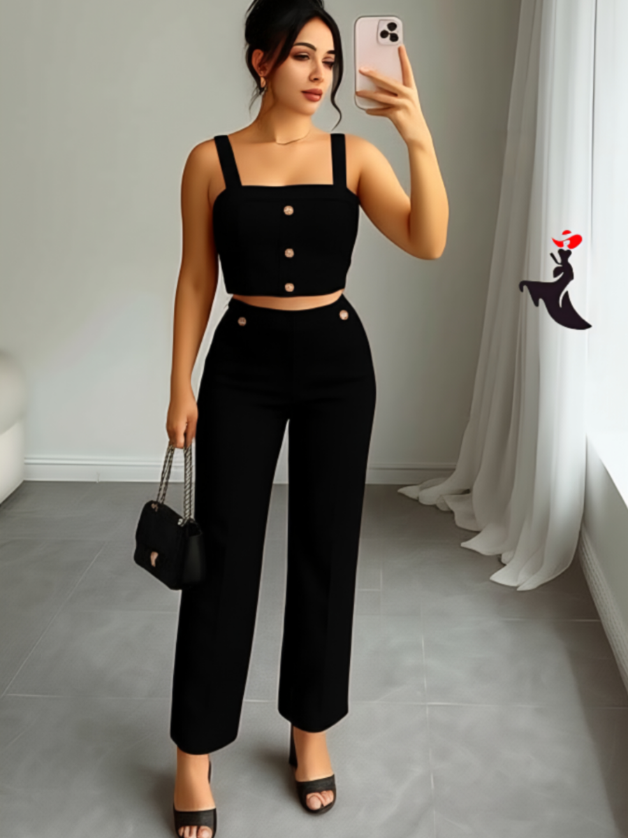 🌹✨طقم بناتي شبابي قطعتين جاذبية وأناقة بطقم واحد ✨🌹 2800ري يمني   20ري سعودي  💃 للبنات اللي يحبّن التميز والستايل العصري، جبنا لكِ طقم ولا أروع: 👚 بلوزة قصيرة بأزرار فخمة تعكس الرقي. 👖 بنطلون  بخصر عالٍ يعطيك راحة وأناقة في نفس الوقت. ✨ ستايل عصري + فخامة كلاسيكية = إطلالة تخطفي فيها الأنظار بكل مكان. 🔹 الخامة: قماش كتان استرتش 🔹 المقاس: فري سايز يلبس من وزن 35 إلى 60 كيلو. ✨ الطقم المثالي لإطلالة صباحية أو مسائية.. ✨ #creatorsearchinsights #بجامه #ستايل_يومي #متجر_اناقتي #فساتين_صنعاء 