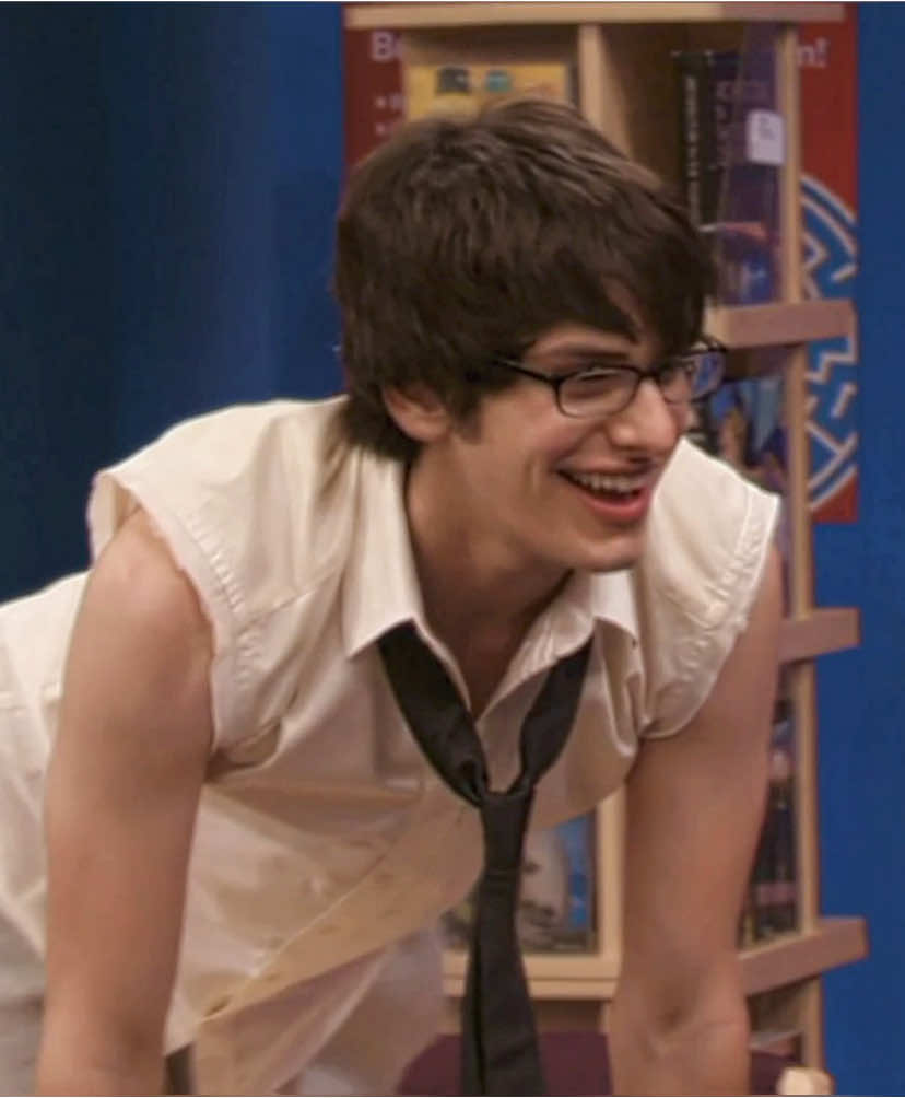 I cant stop editing || #victorious #robbieshapiro #fyp 