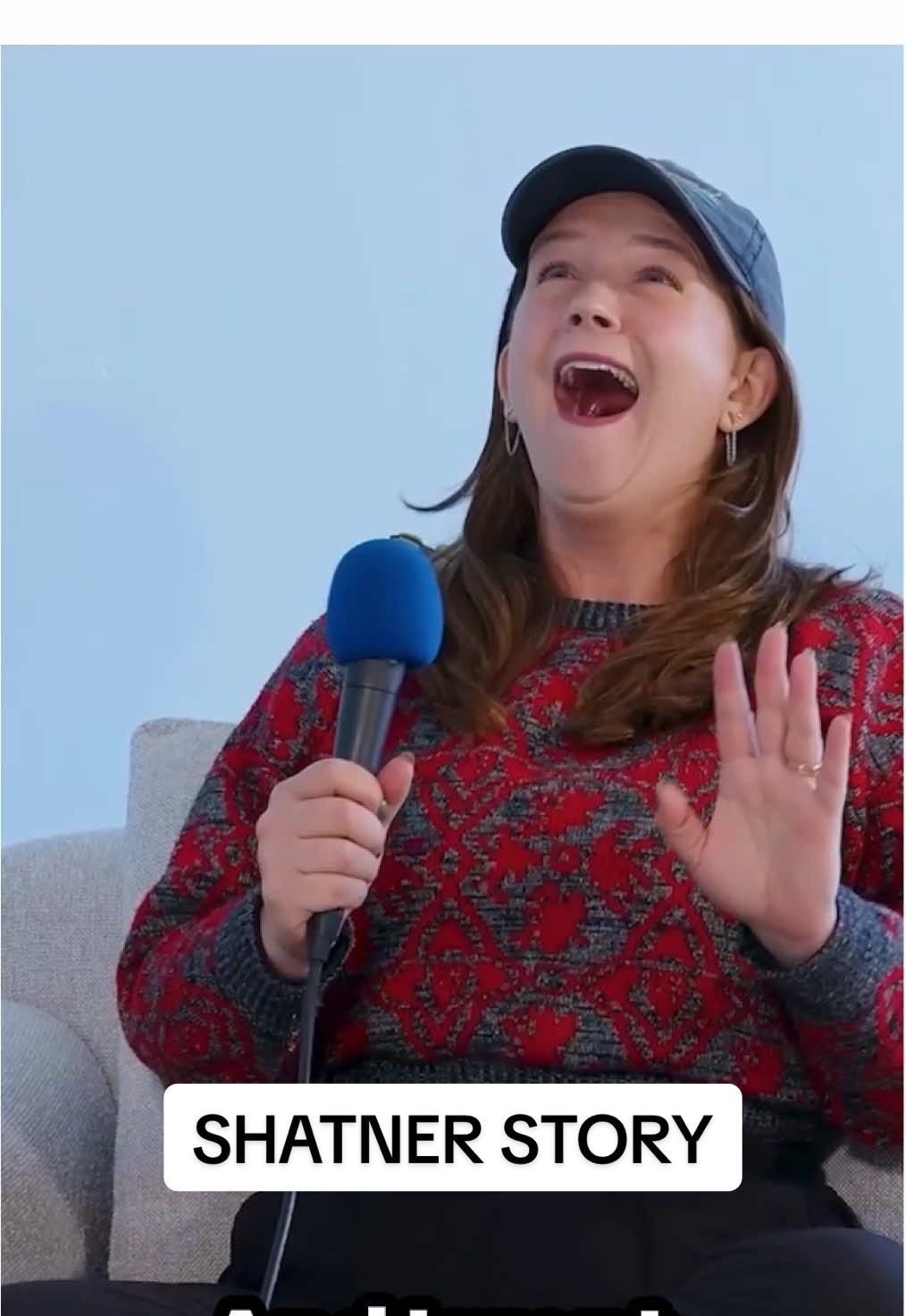 just casually catching strays from Captain Kirk on a delta flight. click the link in my bio for the full episode with @Laura Peek #fyp #foryoupage #podcast #sotrue #captainkirk 