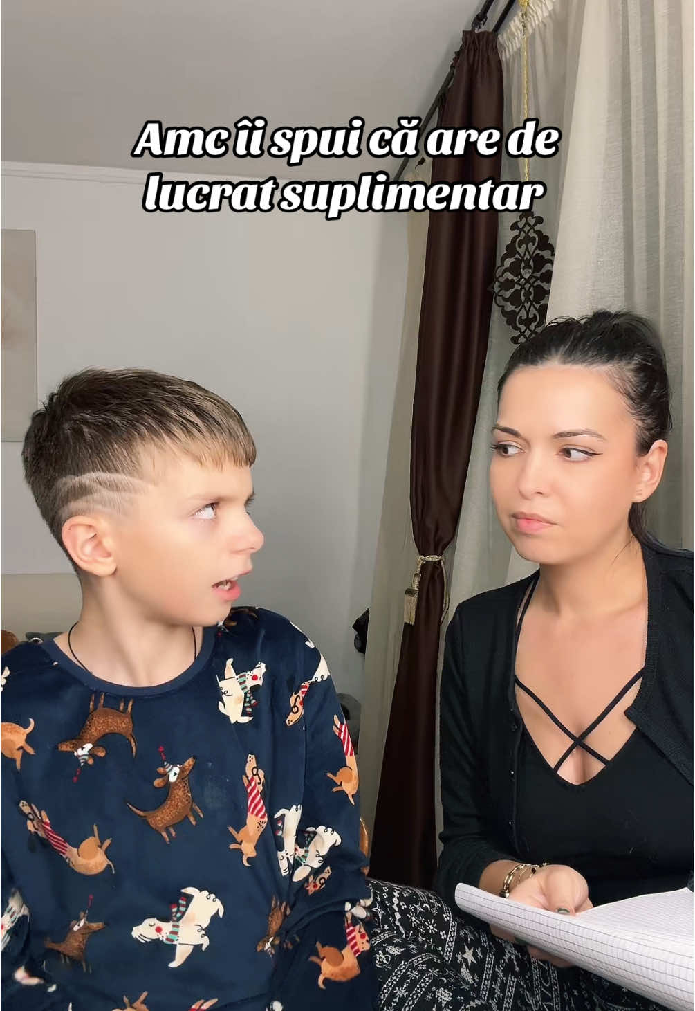 Doar noi trecem prin negocieri când vine vorba de teme? #teme #relatablemom #noschool #viral #fyp @Eric Niță 