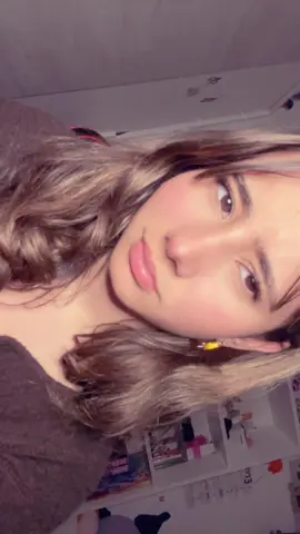 Hola @rojuu ketal #rojuu #makeup #outfit #temazo #rojuu♡ 