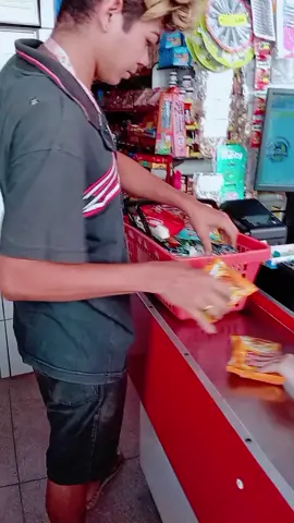 os trabalhos não para #visualizar #Karine #comédia #vídeoviral #tiktok 