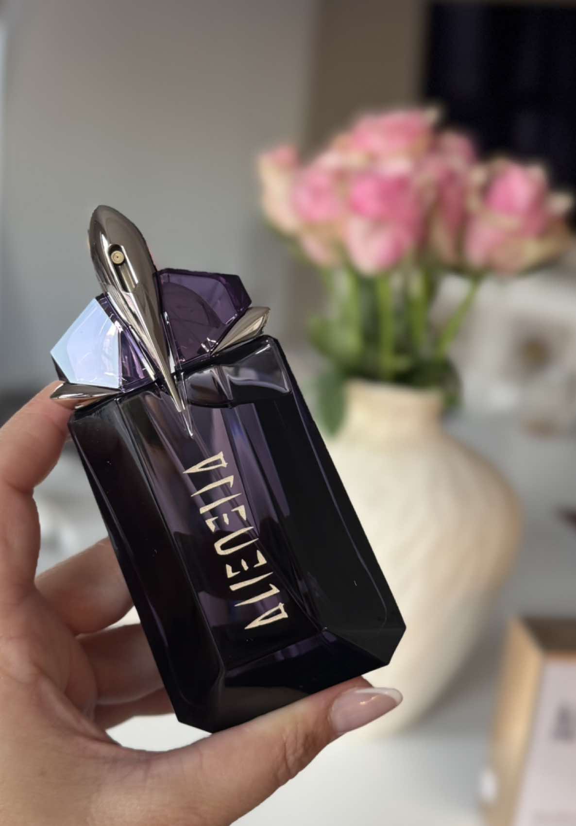 Replying to @Alexa O'Farrell 