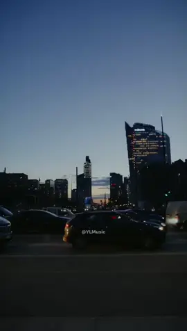 Eu vou encontrar alguém como você … ♥️ 🎵 Adele - Someone Like You #adele #someonelikeyou #tradução #traducaodemusica #amor 