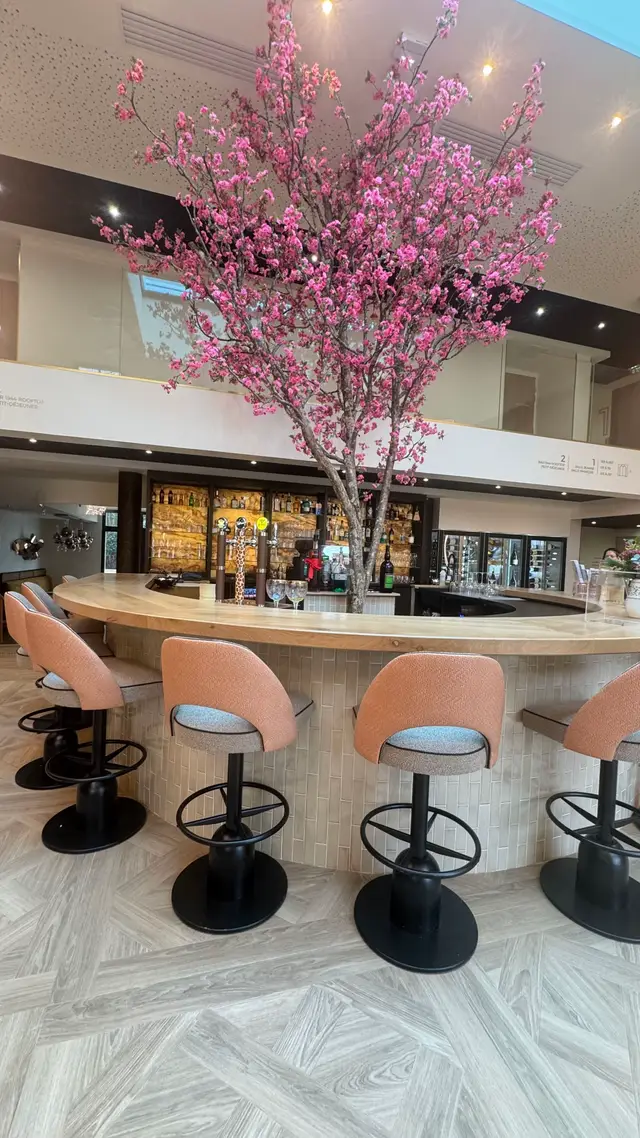 Très bel hôtel Best Western Orléans @Best Western® Hotels & Resorts  que je classe second de ma liste ! 