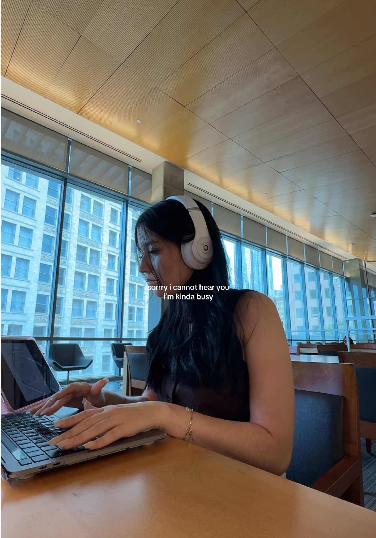 locked in 📚💪🏼 #lawschool #studymotivation #Fitness #fitnessmotivaton #lawstudent 