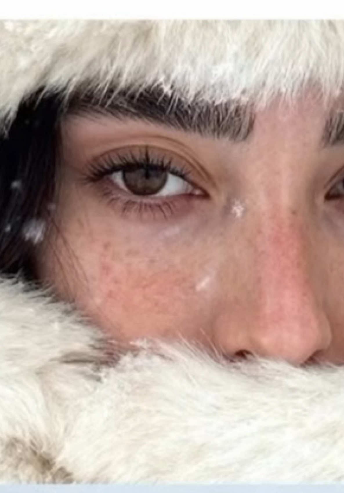 מדריך לתמונות הויראליות האלה⛸️ לאפליקציה קוראים meitu (היא בתשלום אבל יש 3 ימים ראשונים חינם) #foryou #תמונותבשלג #Ai #מדריך #עריכה 